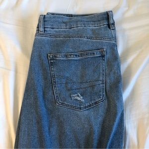 AE Curvy Straight Leg Jeans